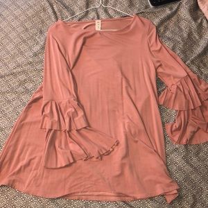 Bell sleeve bottom top